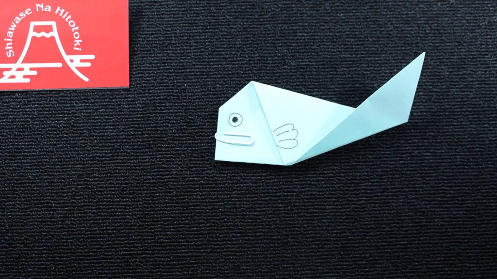 【簡単!折り紙】魚(釣り)の折り方 魚釣りを楽しめます